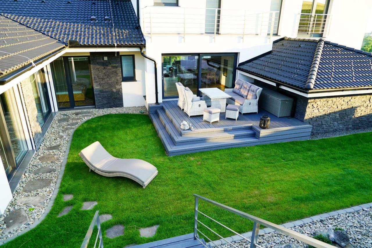 Luxury Villa Moravany nad Vahom ภายนอก รูปภาพ